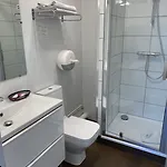 ホテル ラヴェニュー シャンティイ