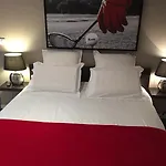 L'avenue Hotel 2*