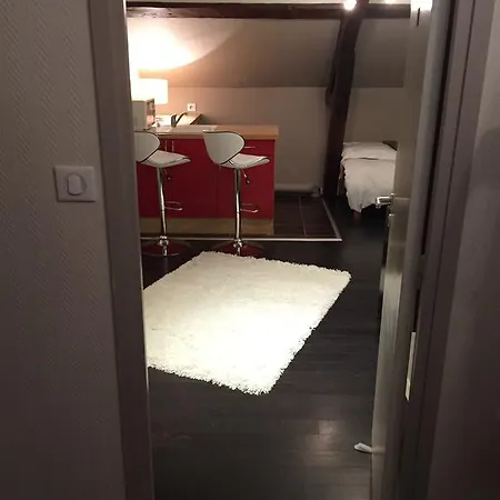 L'avenue Hotel 2*