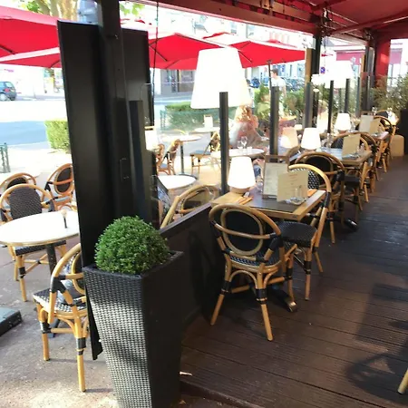 Hotel L'avenue 2*